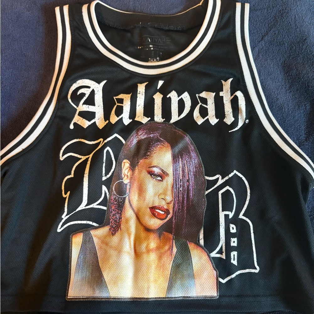 Aaliyah Black Graphic Women's Jersey